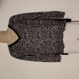 Ann Taylor Loft sweater in a  size S.  Excellent condition